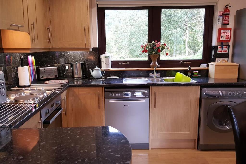 Roe Deer Cottage Near Glencoe Форт-Уильям Экстерьер фото